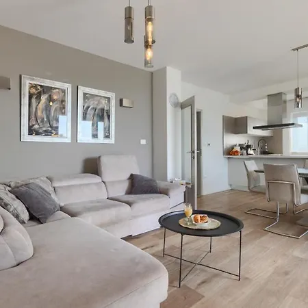 Вілла Privepolai By Guide Пула