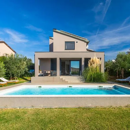 Вілла Privepolai By Guide Пула