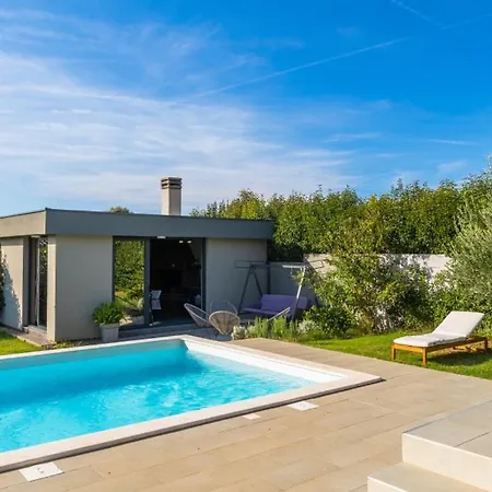 Privepolai By Guide Вілла *