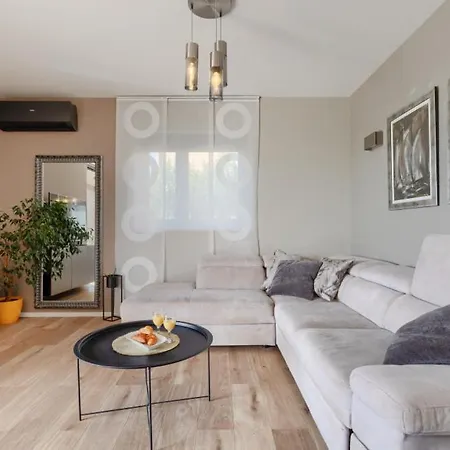 Privepolai By Guide Вілла