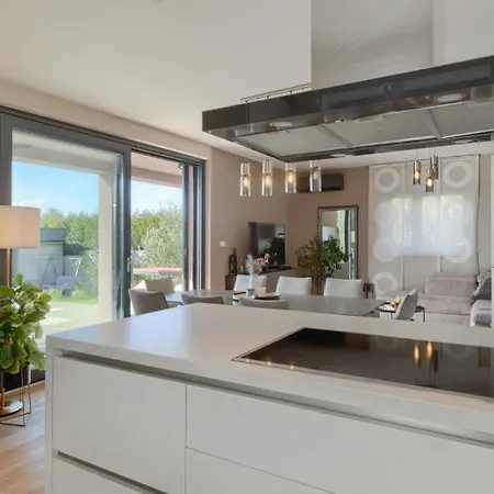 Privepolai By Guide Вілла Пула