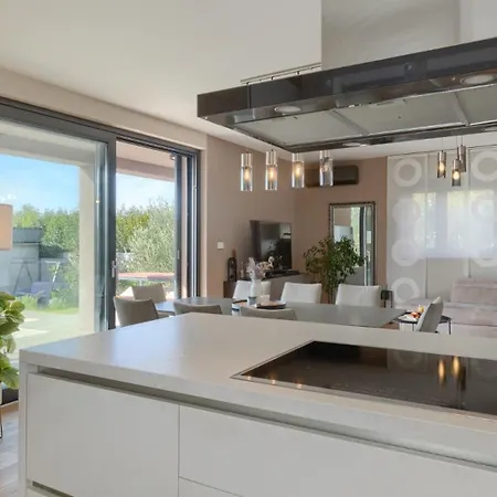 Privepolai By Guide Villa