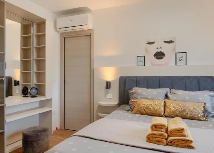 Privepolai By Guide Villa