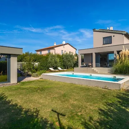 Villa Privepolai By Guide *