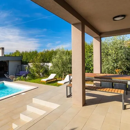 Privepolai By Guide Villa Pula