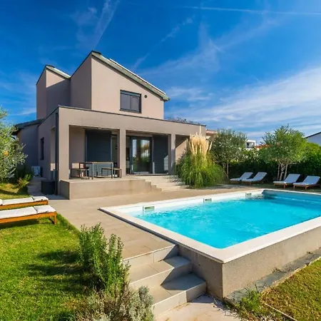 Villa Privepolai By Guide Pula