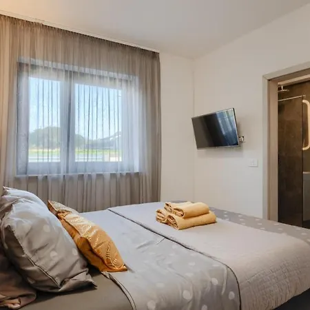 Privepolai By Guide Villa Pula