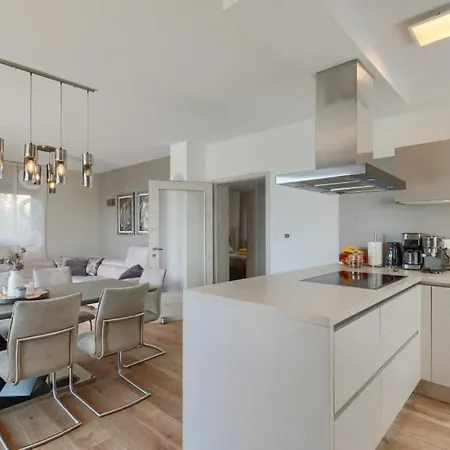 Privepolai By Guide Villa