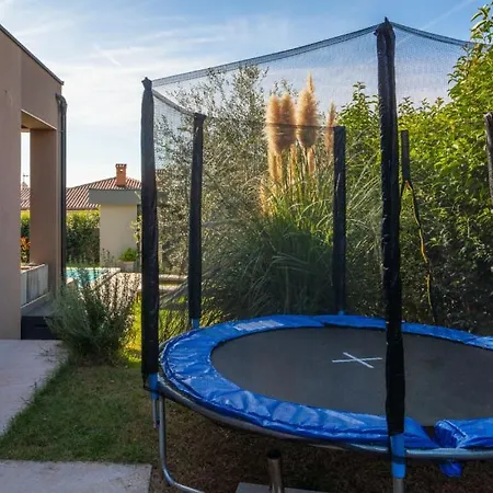 Villa Privepolai By Guide *