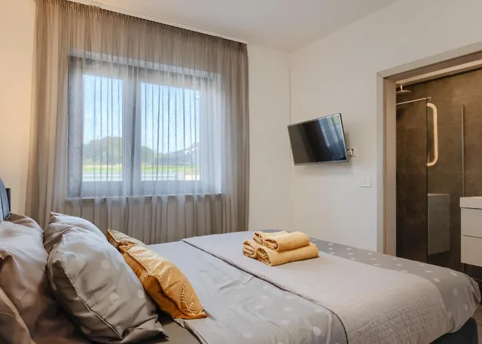 Vila Privepolai By Guide Pula