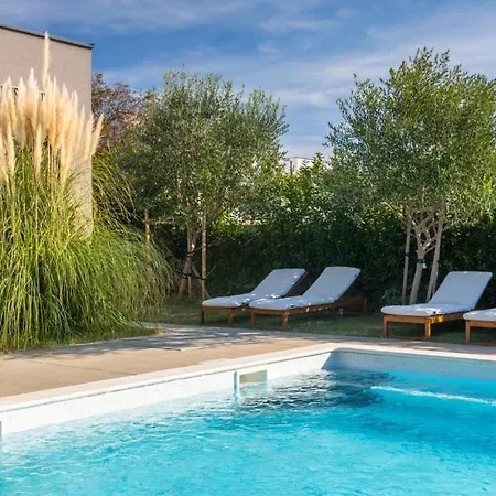 Privepolai By Guide * Pula