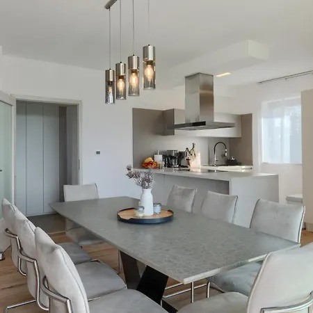 Privepolai By Guide Βίλα Πούλα