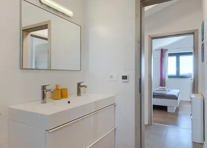 Privepolai By Guide Βίλα Πούλα